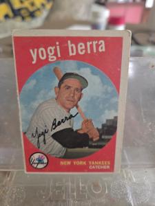 1959 Topps Yogi Berra Baseball Card #180