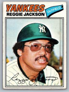 1977 Topps Reggie Jackson #10 Baseball Card
