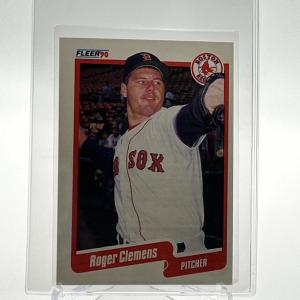 1990 Fleer Roger Clemens Baseball Card #271