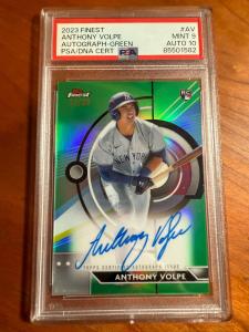 2023 Topps Finest Anthony Volpe Green Wave Rookie