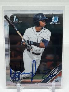 Wenceel Perez 2019 Bowman Chrome Signed Card