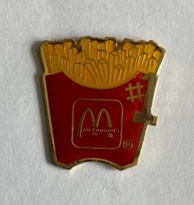 Pin's MacDonald's Cornet de Frites 88