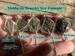 Moldavite Christmas gift | Moldavite Crystal Bracelet - High Vibration Manifestation and Transformation Authentic Czech Republic Crystals Tektite Healing Stone BRm (3.3 gram)