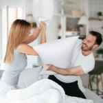 COZSINOOR Goose Feather Pillows Queen Size - Pack of 2, Hotel Down Bed Pillow for Sleeping, Soft 600 TC Cotton Cover, Fluffy Support Surround Fill Down Alternative for Back, Stomach, Side Sleepers