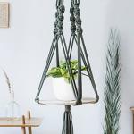 Utopia Home - Plant Pots Indoor with Drainage - 7/6.6/6/5.3/4.8 Inches Garden Flower Pots for Indoor Planter - 5 Pack White Plastic Planters - Ideal for Stocking Stuffers or Room, Office Home Decor