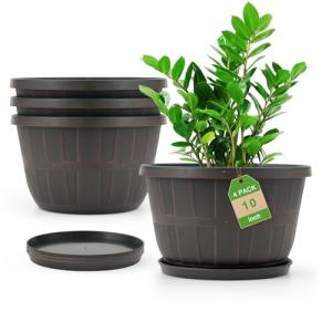 Quarut 10 inch Plastic Flower Pots for Indoor Plants，4 Pack Large Outdoor Planter Pot with Drainage Holes & Saucers，Imitation Wine Barrel Design，for Indoor Outdoor Garden Plants（Brown）