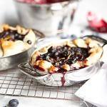 All-Clad Specialty Stainless Steel Oval Bakeware Set 2 Piece Induction Pots and Pans Silver