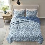 Reversible Quilt Set with Matching Shams - Aqua