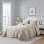 Beige Damask King Quilt Set with Pillow Shams