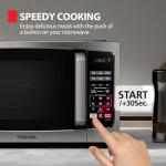 TOSHIBA Small Microwave Oven with Auto Menus