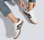 Lucky Step Retro Gum Sole Sneakers for Women
