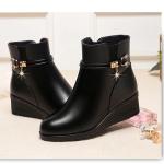 Women's Black Wedge Heel Ankle Booties Soft Leather Platform Side Zipper Sparkling Rhinestones Winter Warm Fur Lined Thickening Snow Boot (Black A,8,8,Women)