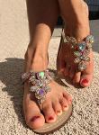 Hinyyrin Rhinestone Flip Flops Women Summer Flat Sandals Bling Jeweled Thong Dress Sandals for Beach Wedding Vacation Shoes Size 8.5 Gold