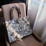 Retro Jacquard Embroidered Luxury Tote Handbag