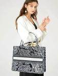 Luxury Large Capacity Jacquard Tote Handbag