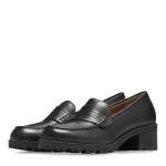 Eastland Women's Newbury Penny Loafer in Black
