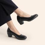 DREAM PAIRS Women's Black Low Chunky Heels