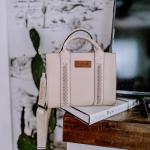 Stylish Wrangler Women's Tote Bag with Zipper