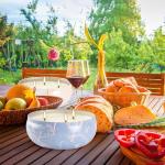 Triple Wick Marble-Style Citronella Candles Set