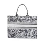 Luxury Black Tote Bag with Retro Embroidery