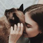 Mytys Two-Tone Intertwined Chunky Statement Ring