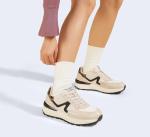 LUCKY STEP Women's Trendy Platform Sneakers - Beige