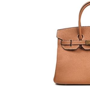 Luxurious Leather Handbag with Designer Appeal