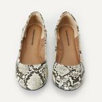 Amazon Essentials Women's Belice Comfortable Slip-On Ballet Flats Shoes, Black White Faux Snake Skin, 8.5