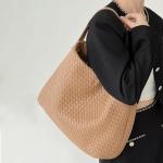JINMANXUE Woven Vegan Leather Boston Bag