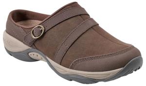 Easy Spirit Women's Equinox8 Clog in Coffee