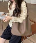 Chic Leather Hobo Shoulder Bag for Women