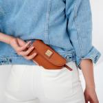 Dooney & Bourke Women's Continental Clutch in Pebble Grain Leather, Trifold Wallet with Multiple Card Holder, Black