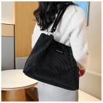 Luxury Shining Diamond Rhinestone Top handle Tote Bag for Women Stylish Satchel Hobo Shoulder bag Deerskin Velvet Handbag Purse for Ladies (Black)