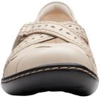 Clarks Ivory Leather Ashland Spin Q Loafer