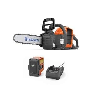 Husqvarna 225i Battery Chainsaw with 4Ah Battery