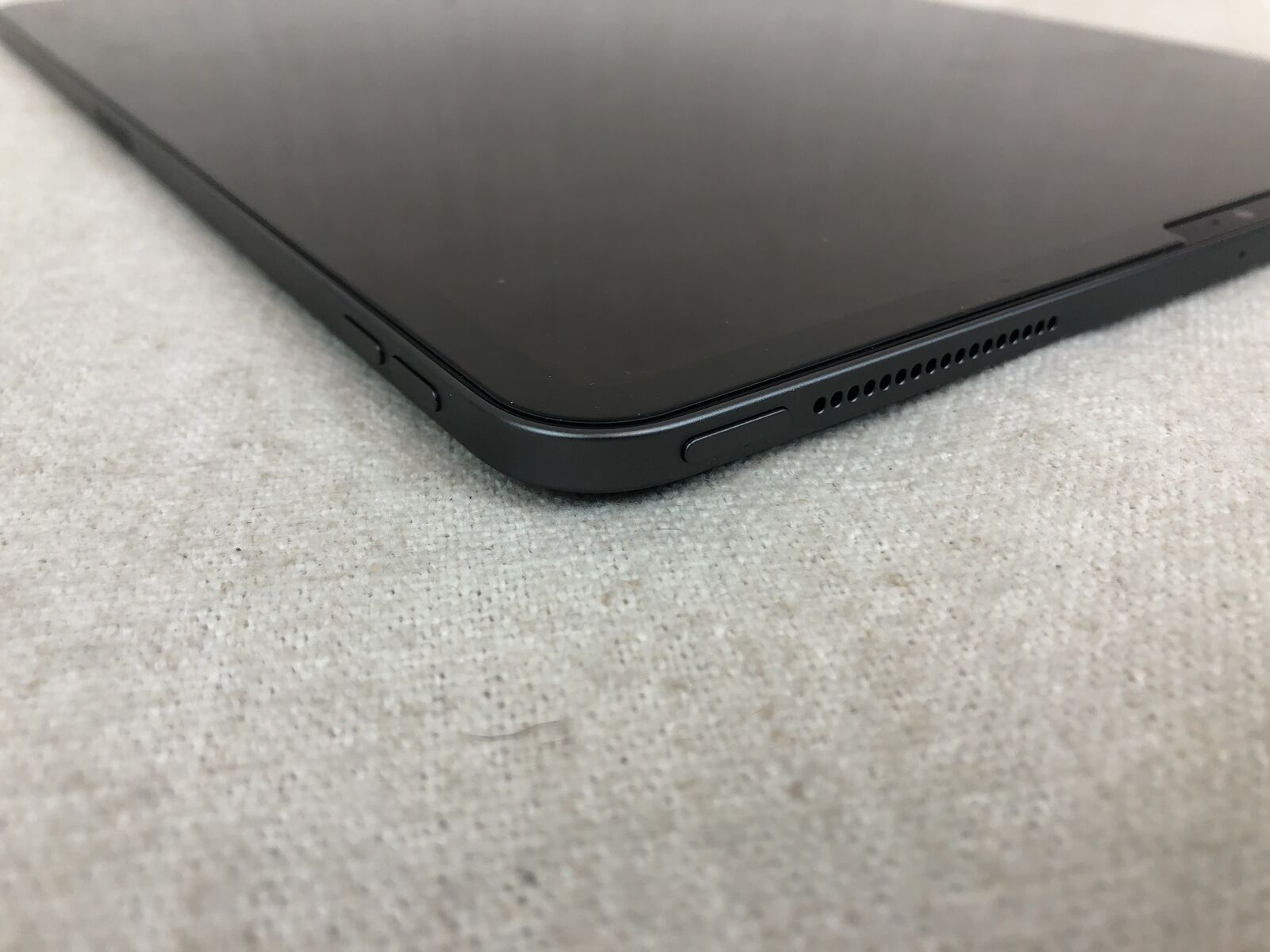 Apple iPad Pro 3rd Gen 12.9" Wi-Fi - Yellow