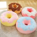 YUDONG 15-Inch Plush Donut Pillow – Fun Decor