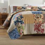 Rustic Vintage Floral King Quilt Set 3 Pieces