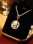 Van Gogh Flower Pendant Necklace in Vintage Style