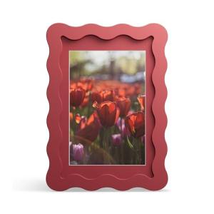 Wavy Edge Wooden Picture Frame for 4x6 Photos
