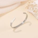 Engraved Gratitude Bracelet for Moms and Mums