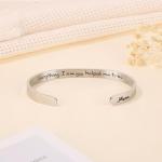 Engraved Gratitude Bracelet for Moms and Mums