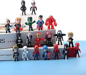 Titan Hero Series 20-Piece Cake Decoration Set