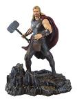 Thor Ragnarok 10-inch PVC Figure by Diamond Select