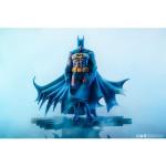 Batman Classic 1:8 Scale Statue - DC Heroes