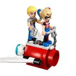 LEGO DC Super Heroes Harley Quinn Saving the Day