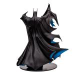 Batman 1:8 Scale Statue by Todd McFarlane