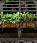 Black Metal Hanging Flower Rack for Gardens