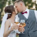 Mr & Mrs Wedding Wine Glasses Set with Keepsake Box
