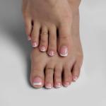 White French Tip Press-On Toenails - 32 Piece Set